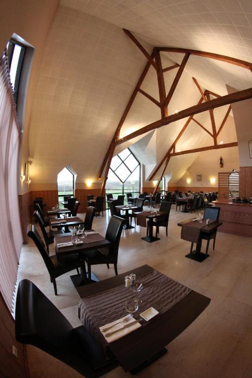 Auberge De Bourgogne Tonnerre Bagian luar foto